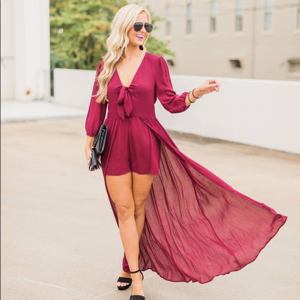 🌟NWT🌟 PINK LILY BOUTIQUE Burgundy Maxi Rom…